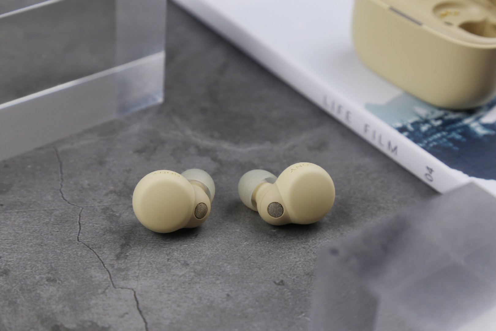 绱㈠凹鏂版鏃犵嚎闄嶅櫔鑰虫満linkbudswf-l900,绱㈠凹linkbuds鍜宐eatsstudiobuds瀵规瘮