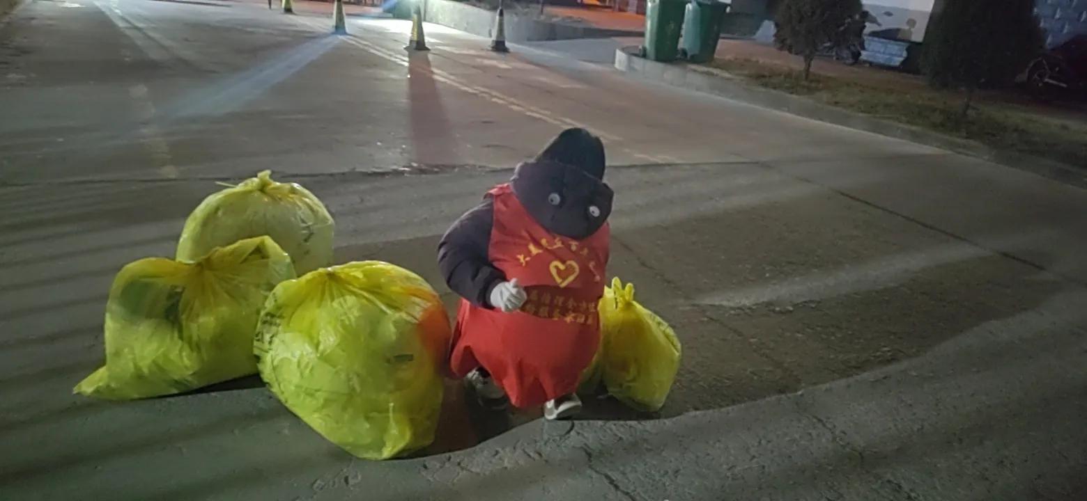 卑微的爱情该坚守吗,卑微还是高贵