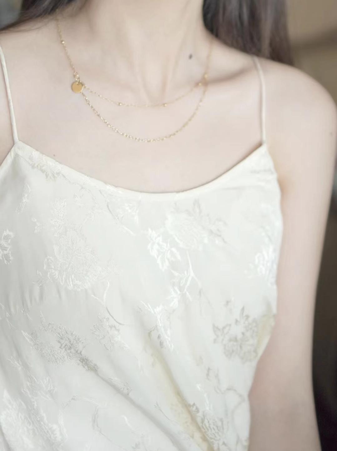 欧阳娜娜、杨超越争着蹭热度的新顶流，原来长这样