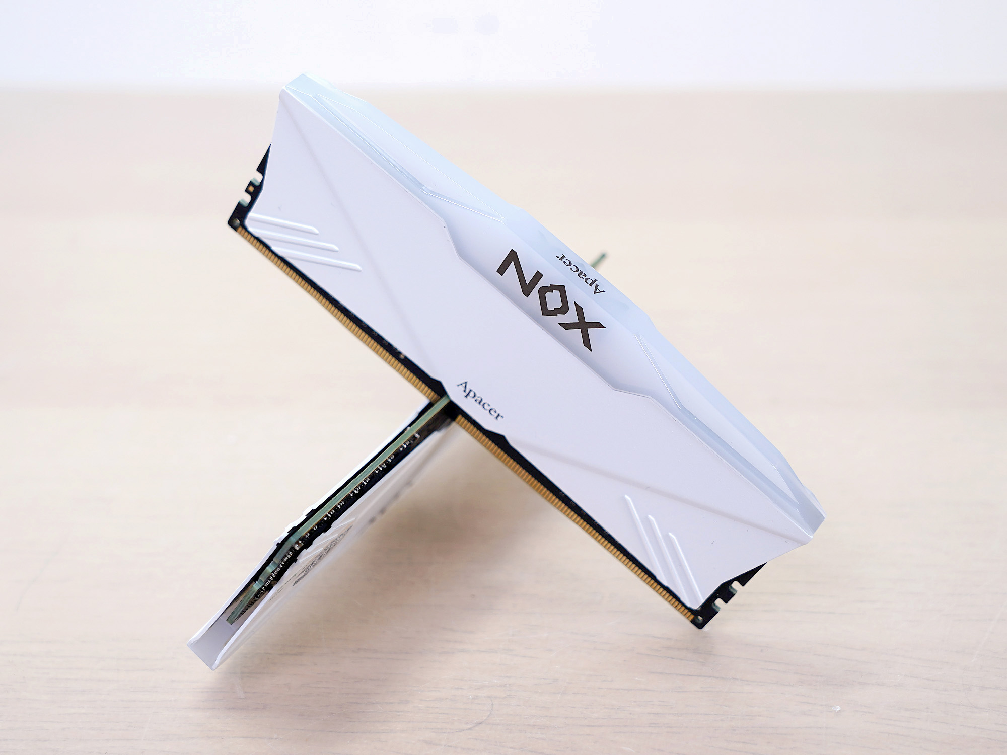 白银经典配色，最强风冷组合，能玩老头环，也是生产力的PC主机