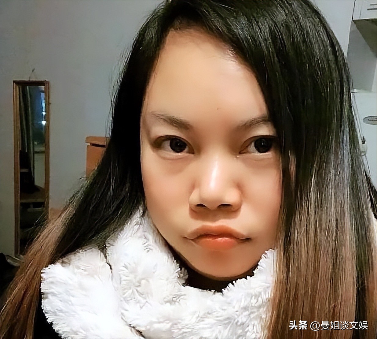 罗玉凤：赴美十余年，至今单身，靠美甲维持生计，曾感慨难逃命运