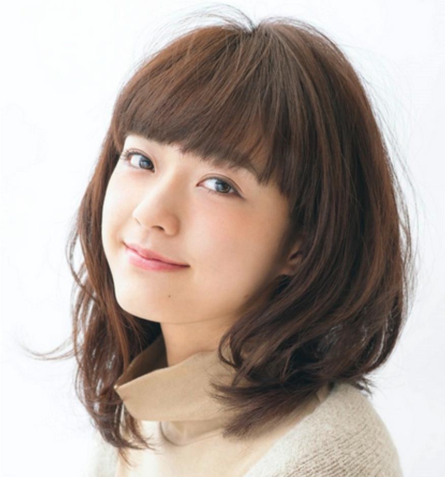 圆脸刘海怎么剪减龄显瘦,圆脸适合什么刘海显瘦