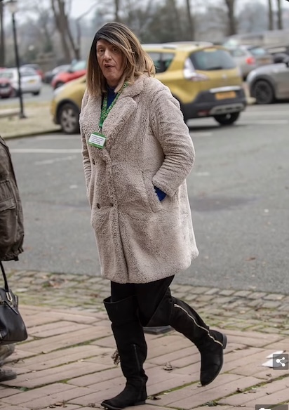 英国跨性别者性侵狗子被捕，获刑后抗议：我是女的，不去男监狱