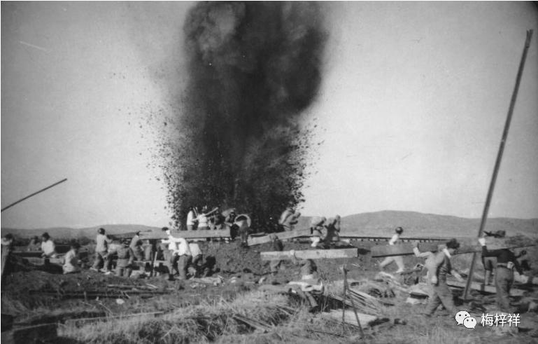 杨建国：连队生活原创/杨建国梅梓祥推荐