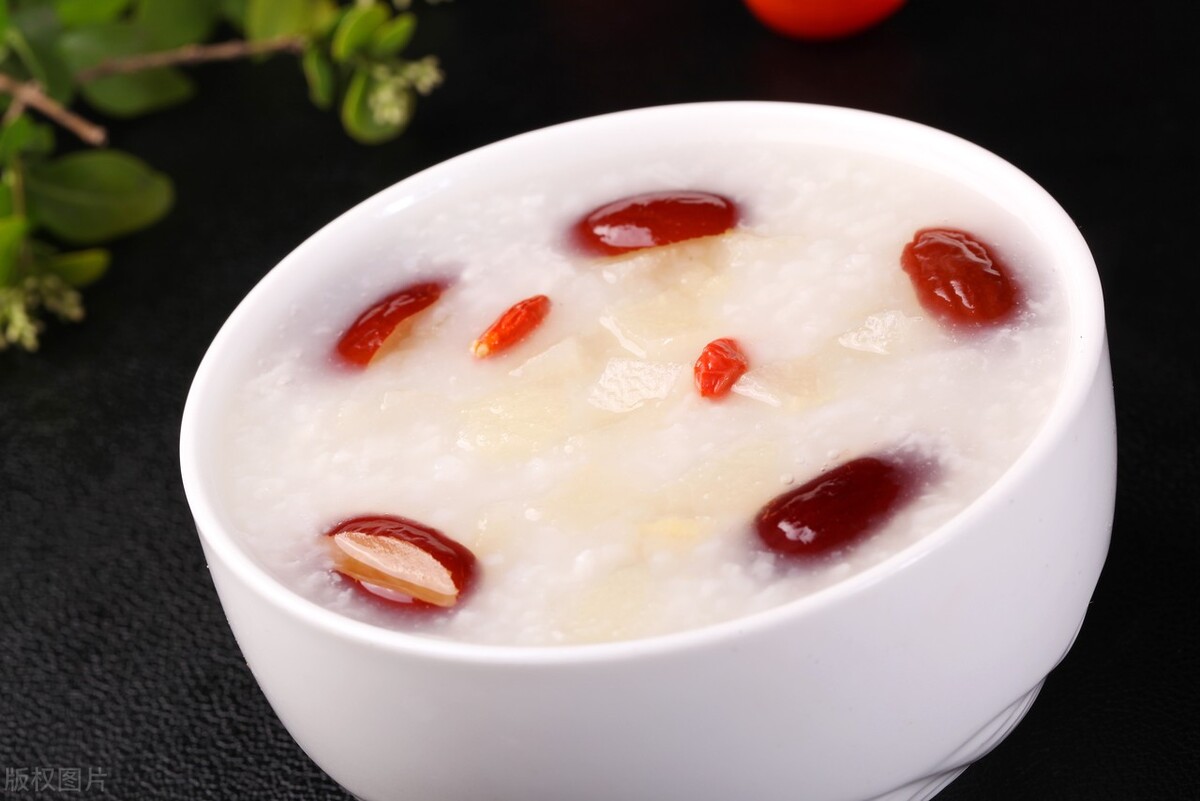 感冒咳嗽喉咙痛吃什么水果好得快,感冒咳嗽喉咙痒吃什么水果好得快