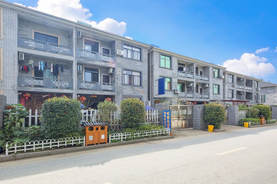 桐庐瑶琳仙境一揽芳华民宿,桐庐瑶琳仙境分水江边民宿