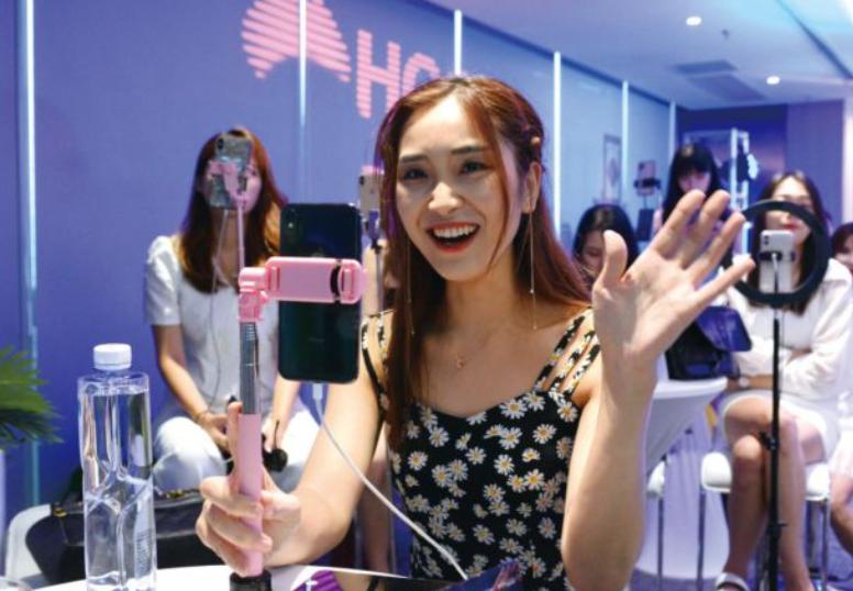 啃老族是不是越来越多了,啃老族和啃孩族