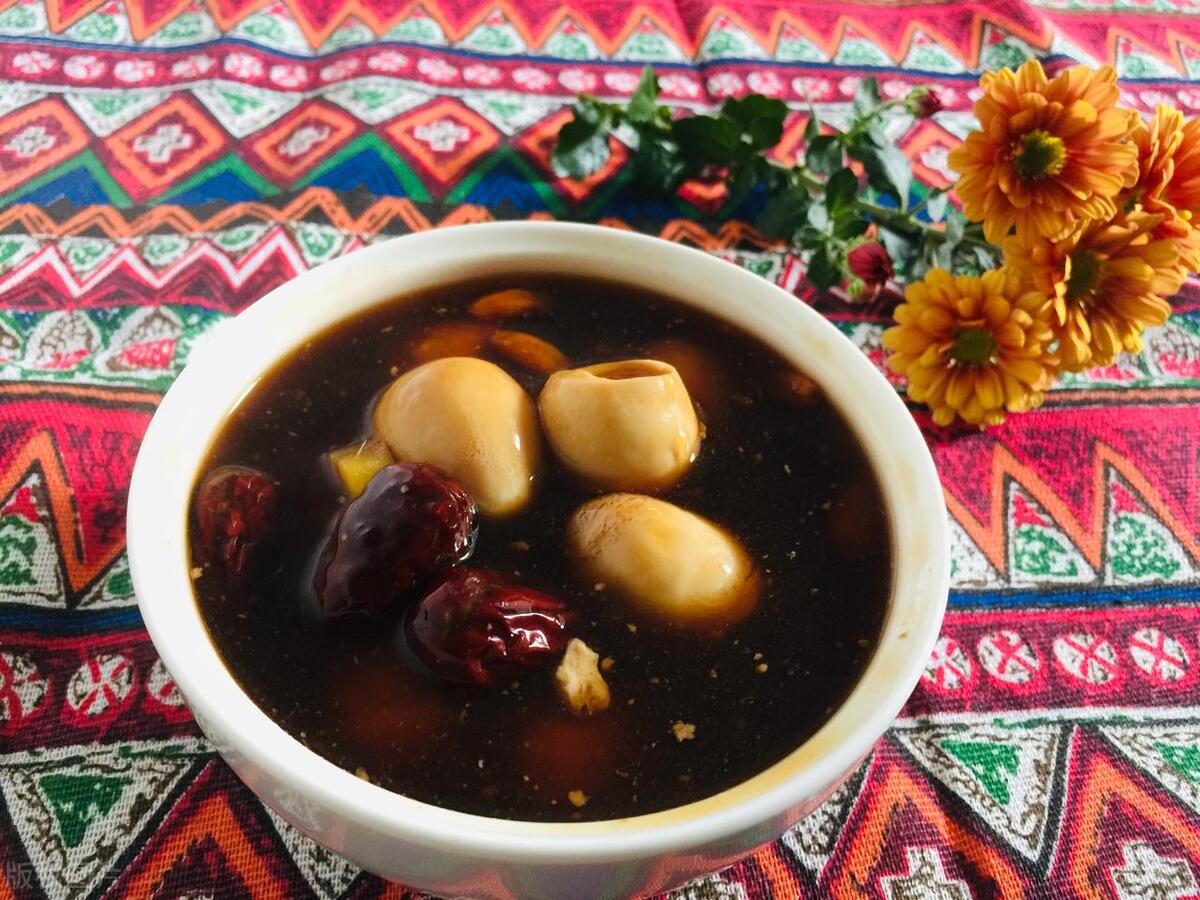 心主血而藏神脾主思虑,脾生血肝藏血心行血