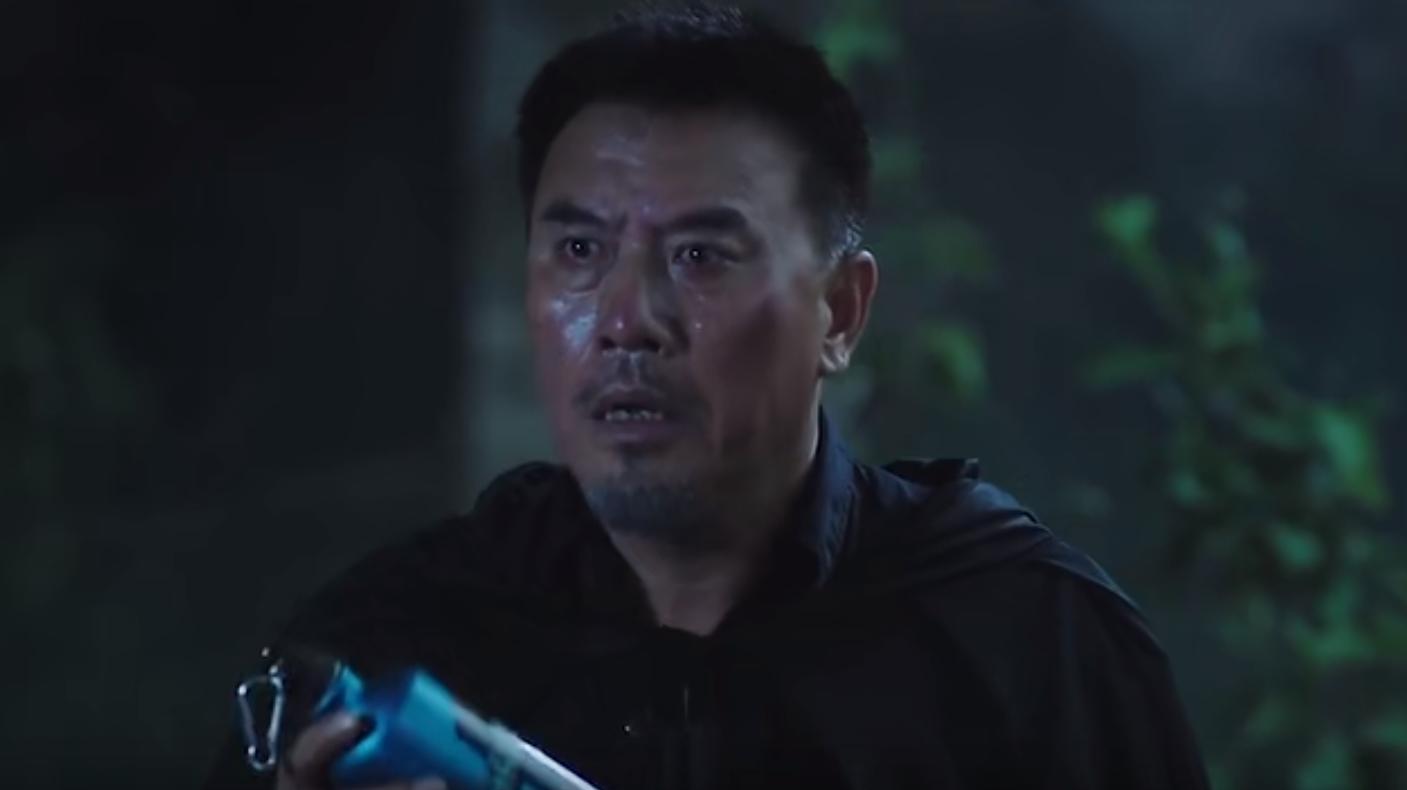 大学生夜闯寡妇村，惨遭迷晕，这国产神剧可真敢拍