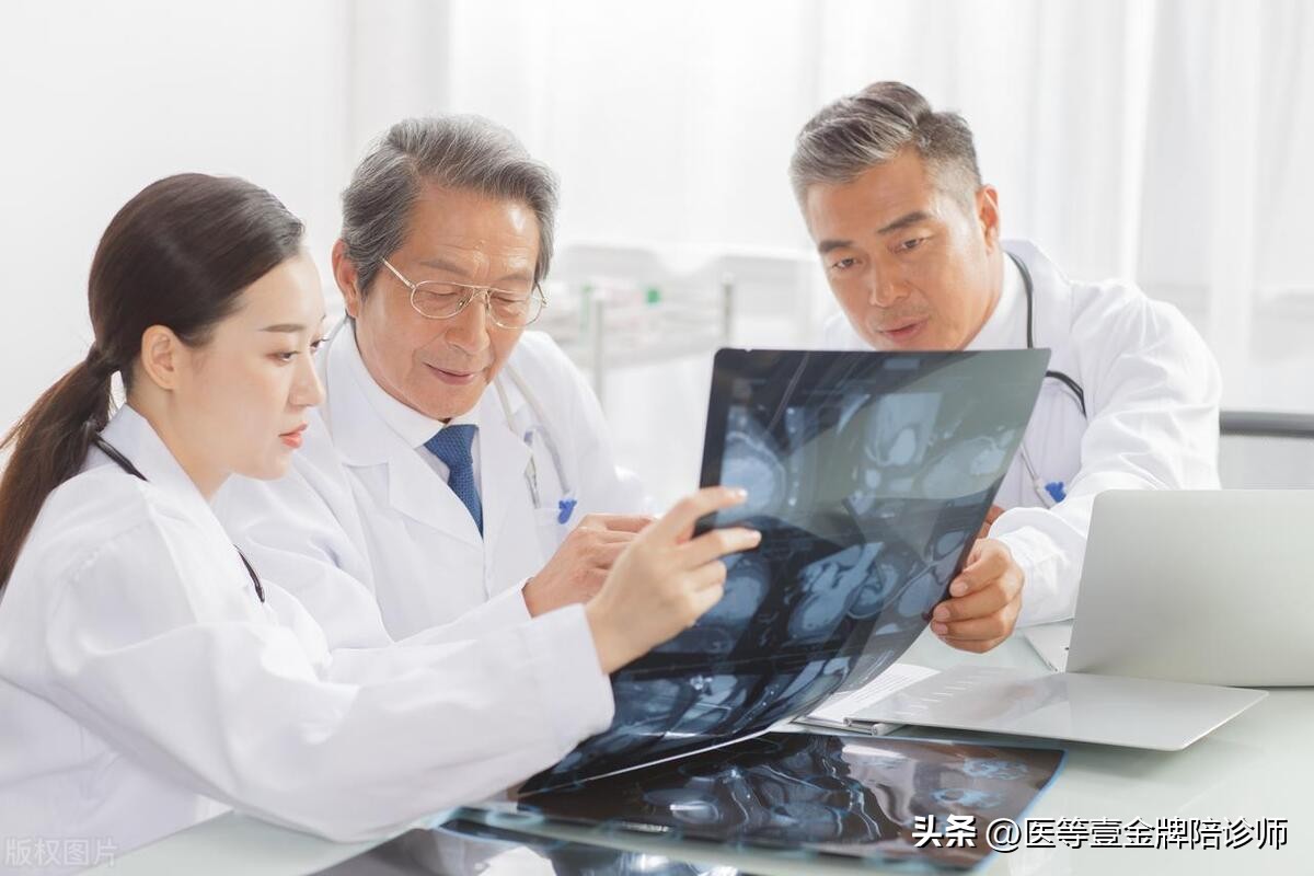 医院就业前景最好的专业,医学就业率最吃香的十大专业