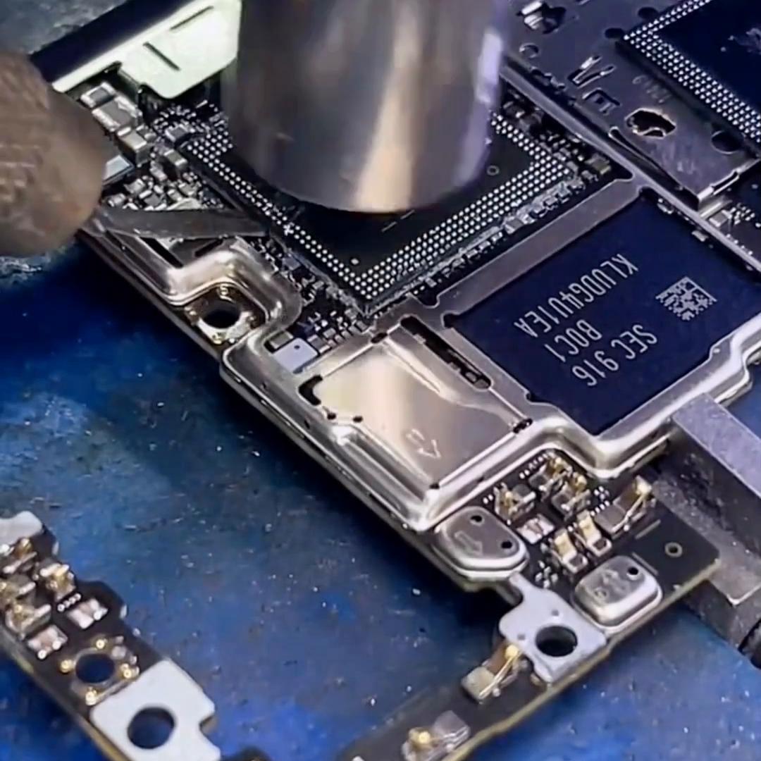 华为p30不开机自动重启,华为p30不充电状态下息屏重启