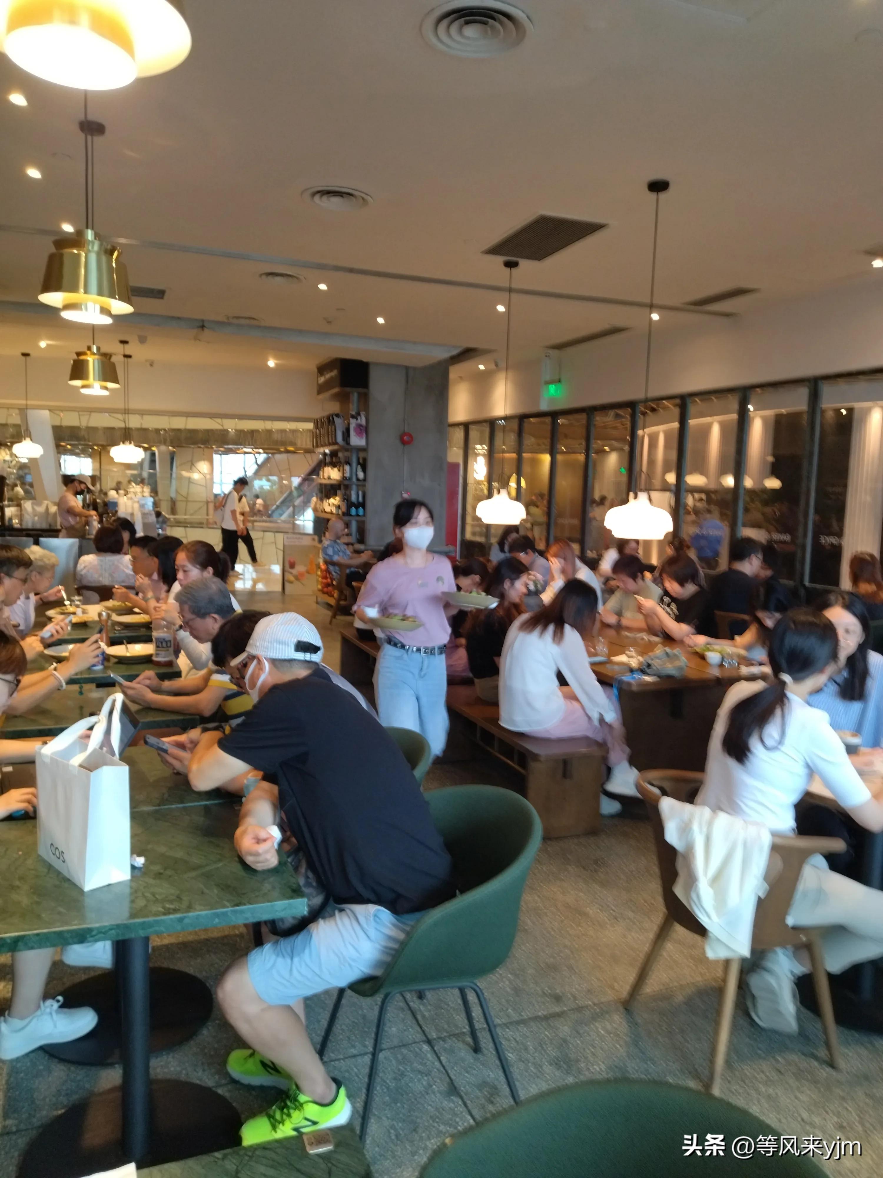 一个百无聊赖的上海退休老头，如何度过休闲的一天时光