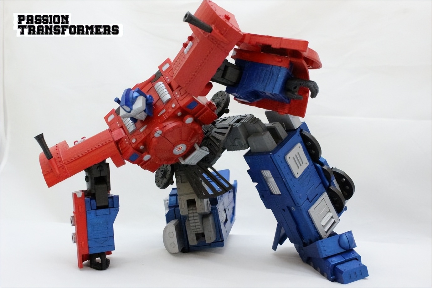 变形金刚擎天柱怎么用3d打印笔做,3d打印变形金刚外壳