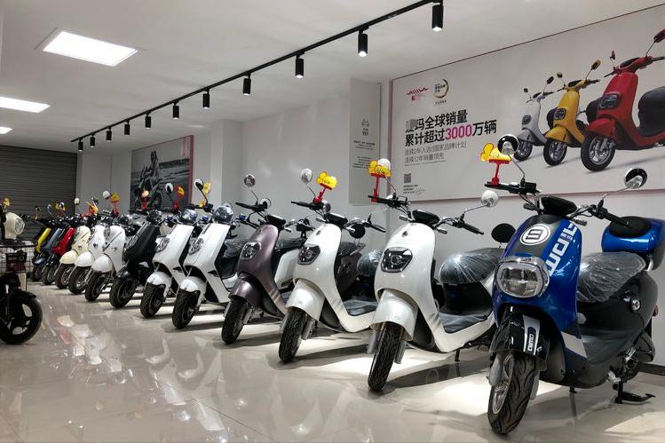 2022年3月份电动车旧电池回收价格,电动车旧电池多少钱一块