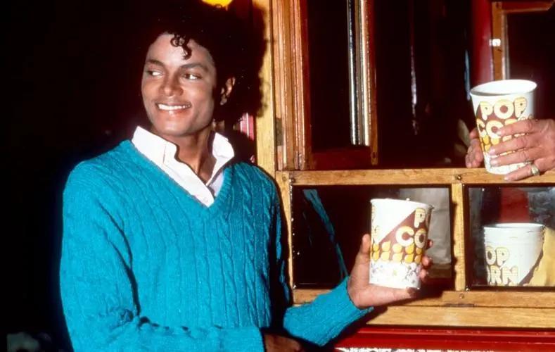 为什么叫迈克尔杰克逊流行乐之王,迈克尔杰克逊对美国歌坛影响多大