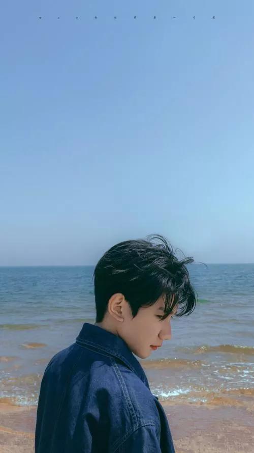 王源图片手机壁纸手控,王源壁纸女生专用高清