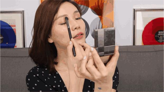 新手如何化妆自然不卡粉,新手如何化妆出无瑕零毛孔的皮肤