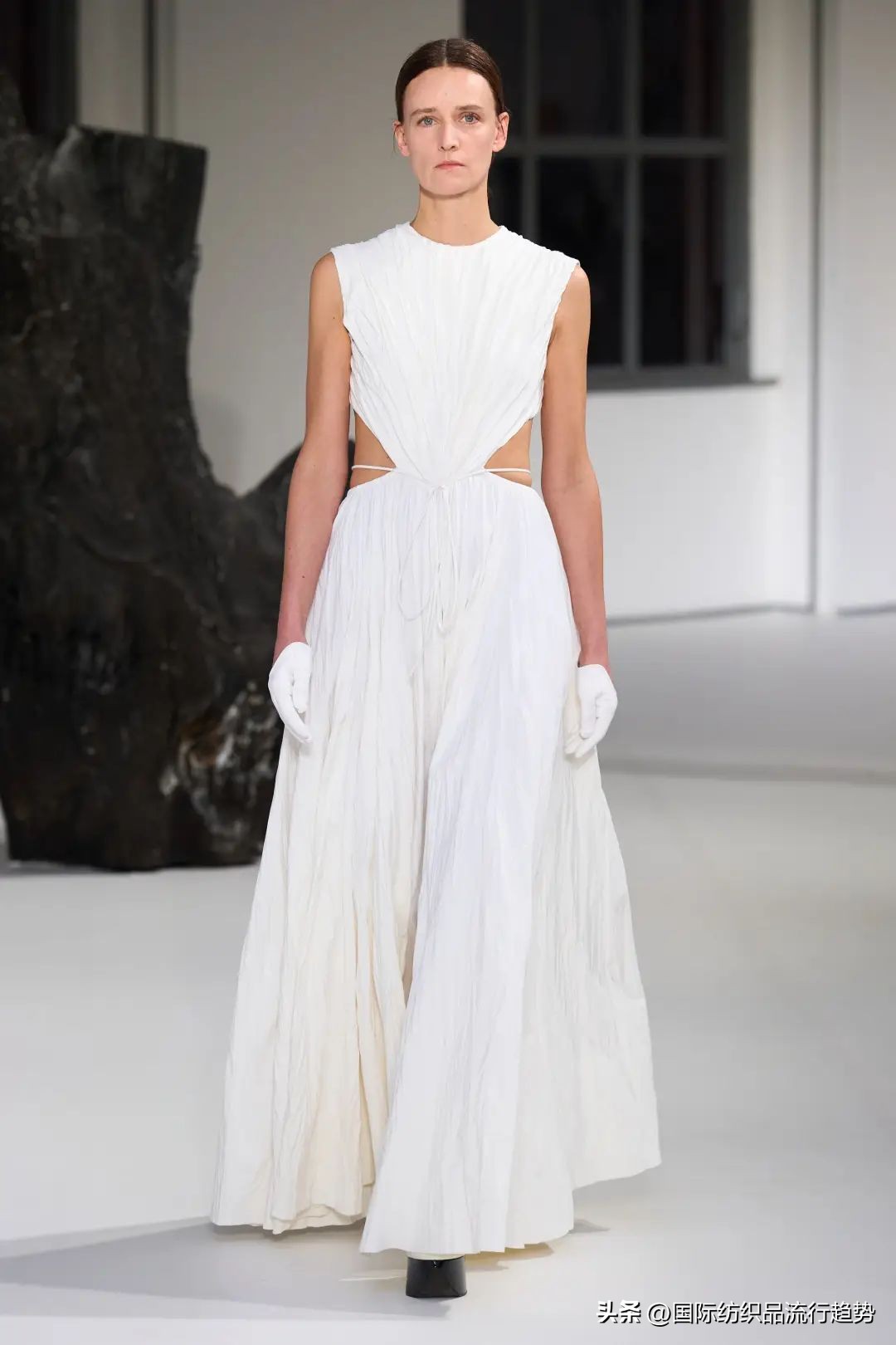 娜扎束脚哈伦裤,娜扎单眼皮连体裤