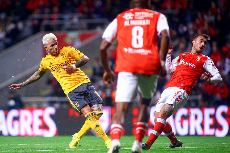 曝切尔西考虑再报价恩佐,名宿评切尔西1.2亿镑买恩佐