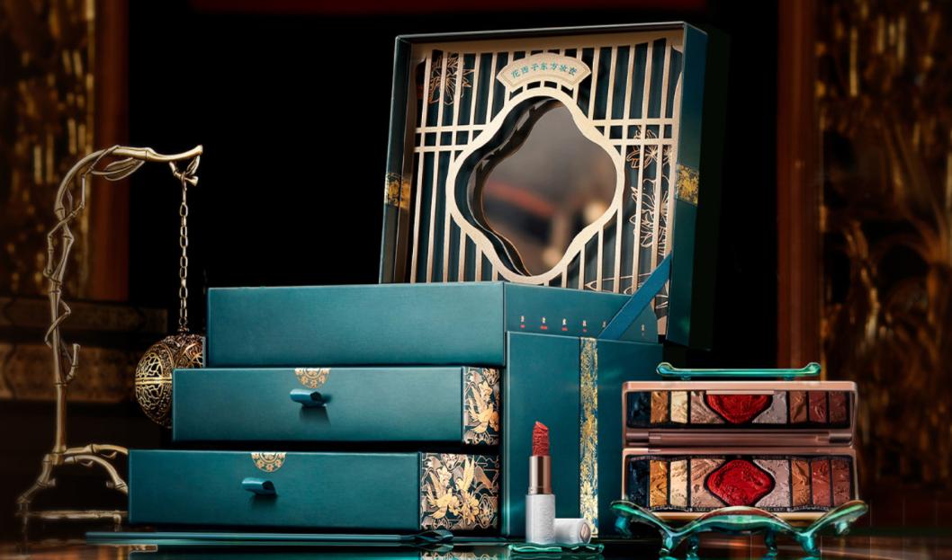 依云属于什么水,依云属于奢侈品吗