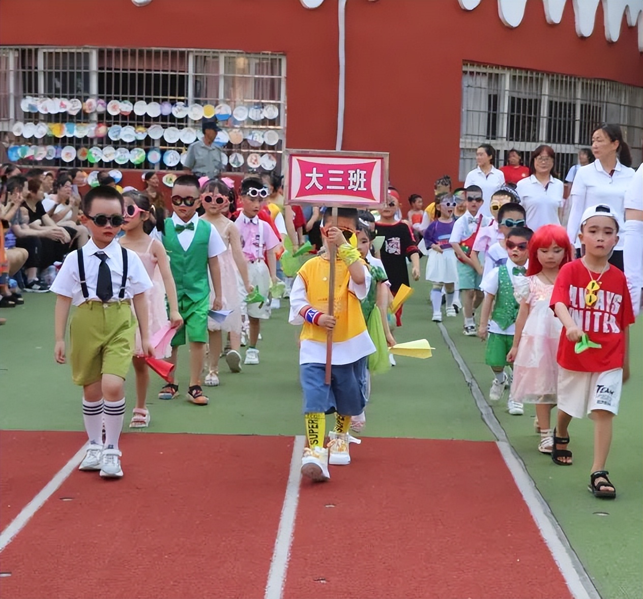 益悦童心幼儿园庆六一精彩表演,清东幼儿园庆六一游园活动