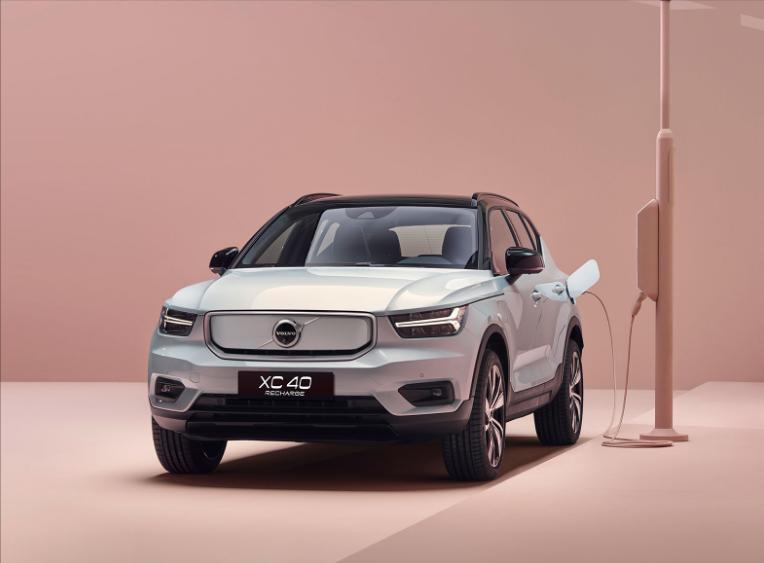 花13万买车汽车抵押给了银行,买的车之前被4s店抵押给了银行