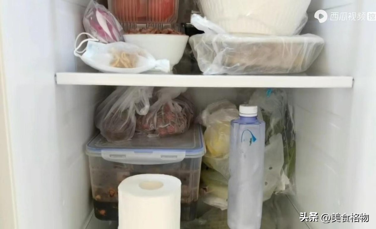 冰箱里面放口罩真的能省电吗,往冰箱放一个口罩真的会省电吗