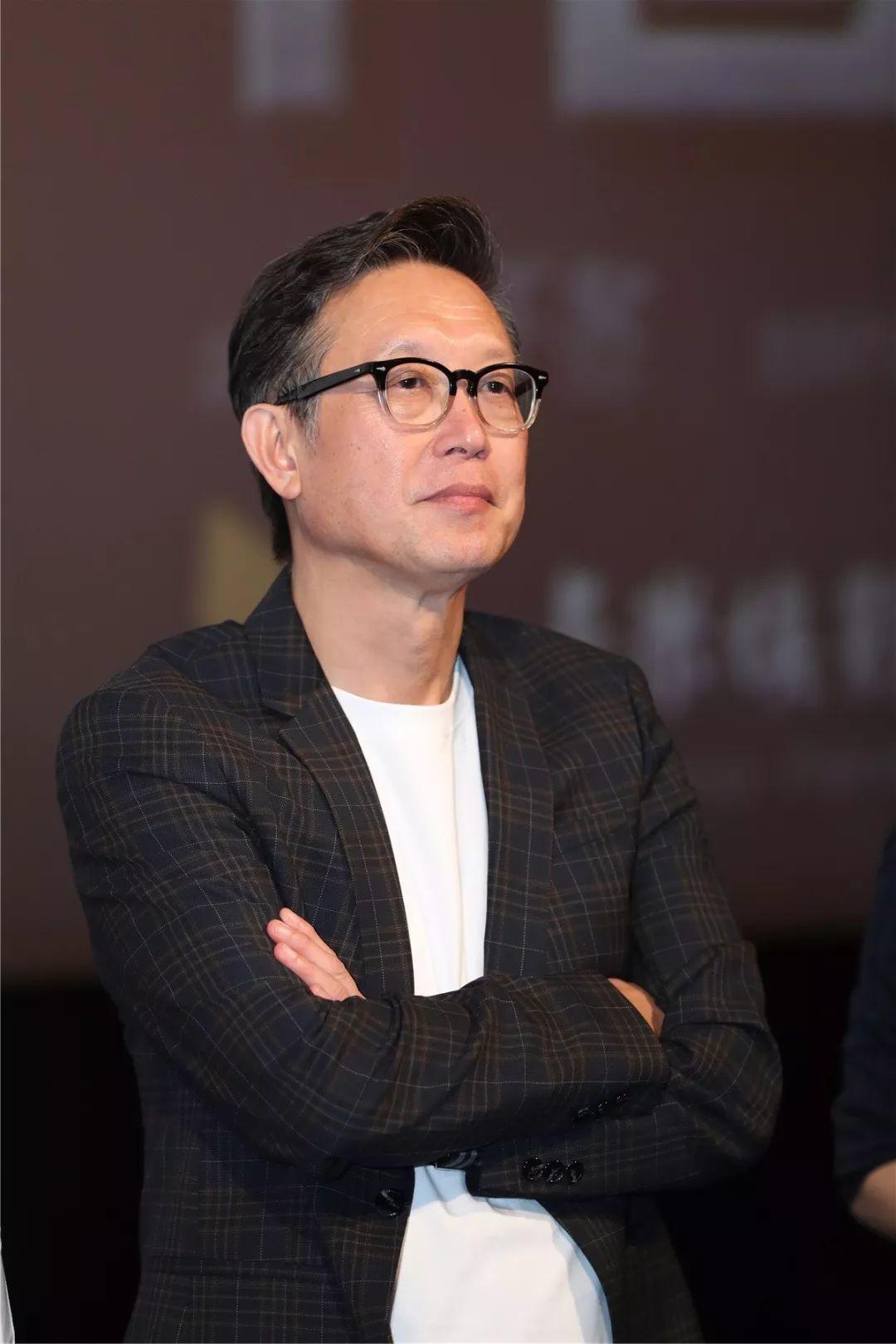 刘德华官司输了赔多少钱,刘德华讨论梁朝伟