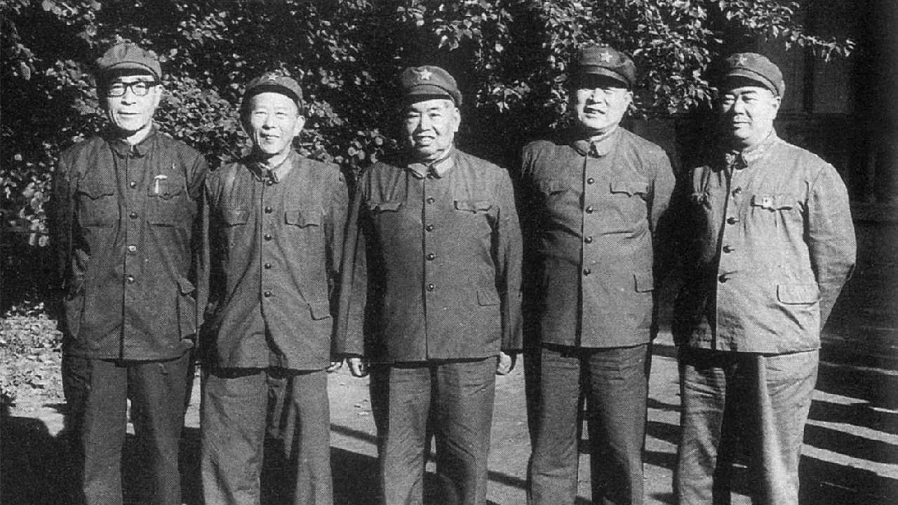 79年*世友许**用一个月击败越军，回国时满脸怒气，无人敢前去接机