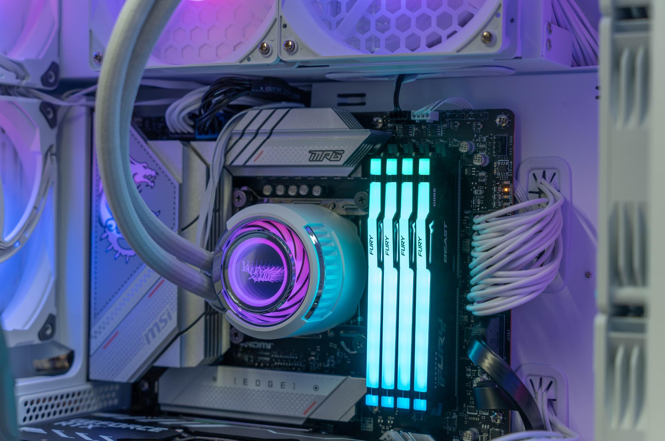 跪完榴莲后，继续来说3万块的电脑，或许只是升级了个寂寞？