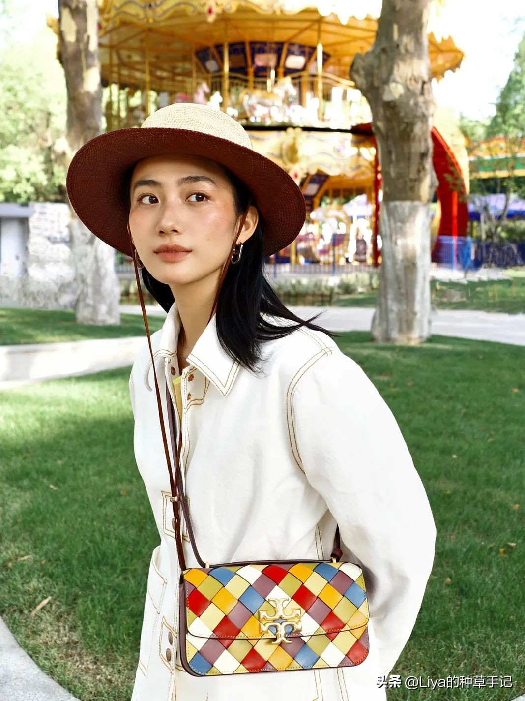 夏天必备的草编包清爽又百搭,草编包高级感时尚漂亮