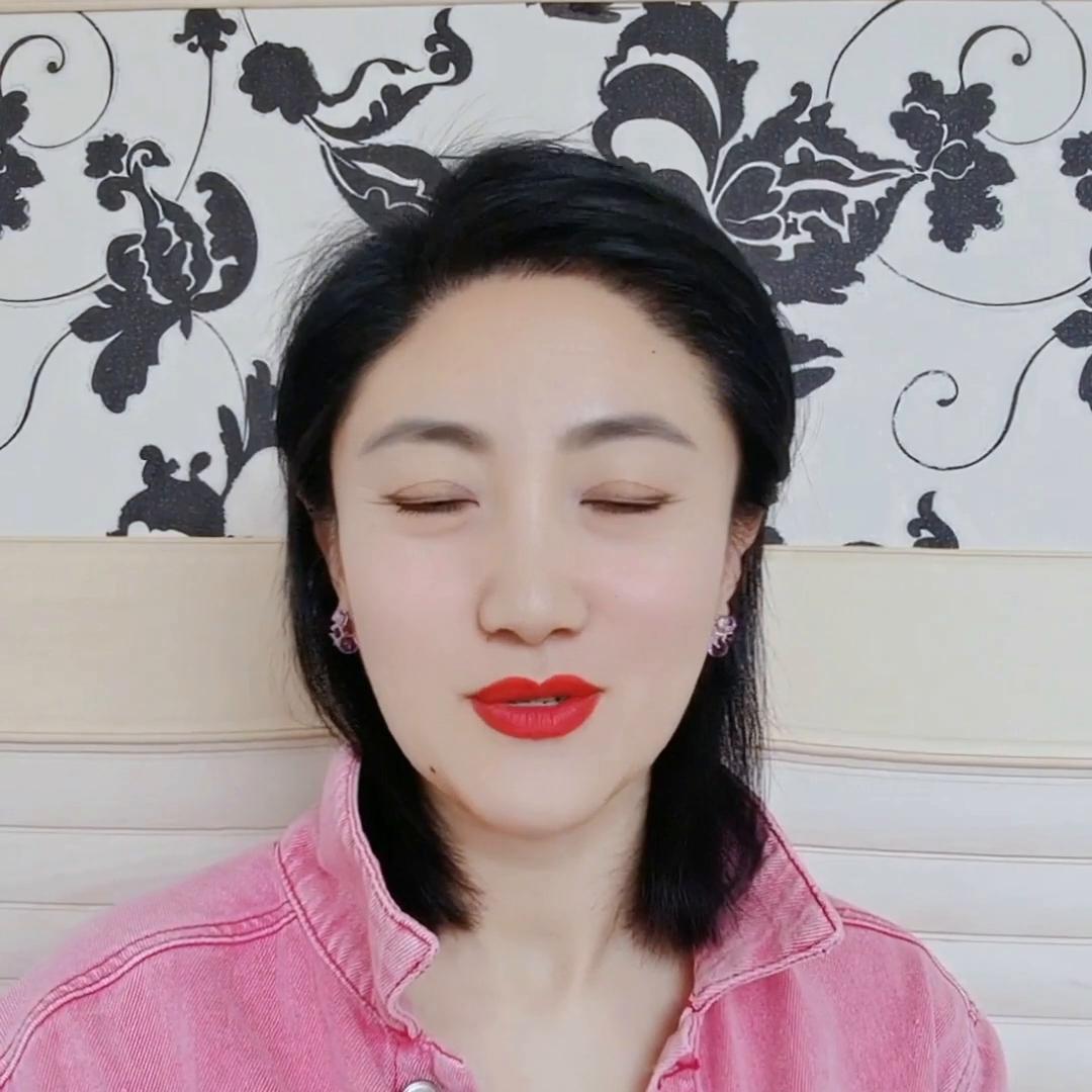 塔罗牌金牛座和双子近期感情运势,双子座和摩羯座爱情塔罗牌