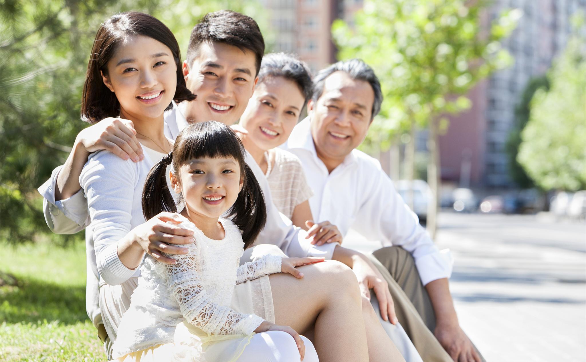 婆婆押着孕7个月媳妇引产，死胎出来的样子，让丈夫痛不欲生！