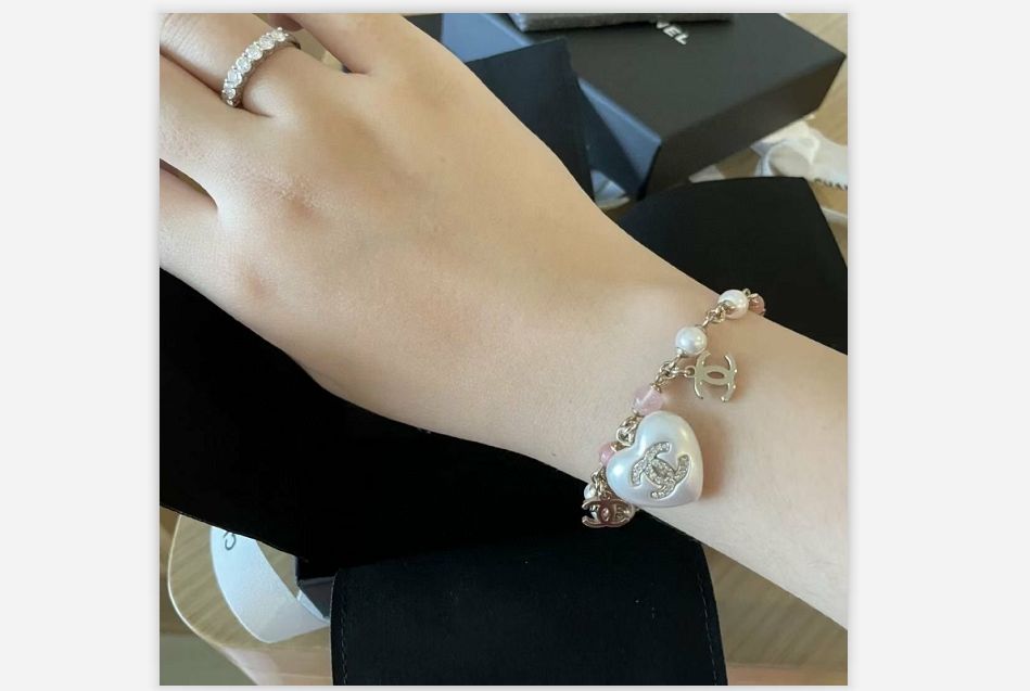 微商相册的图片怎么保存到相册,如何一键保存微商图片