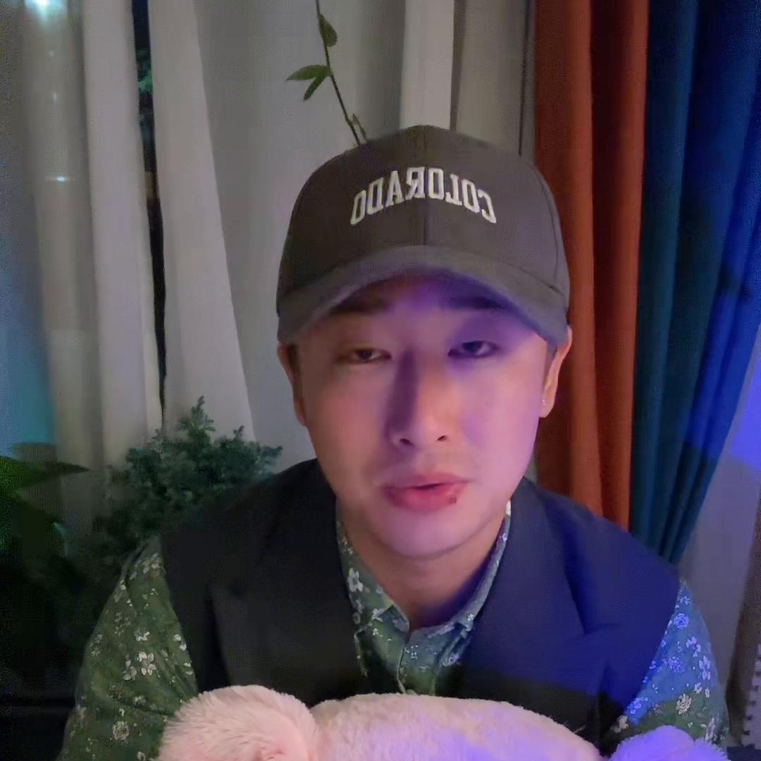 烫发难看补救方法,烫发烫得难看怎么办