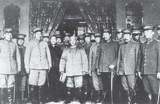 厚黑夺权升迁——袁世凯