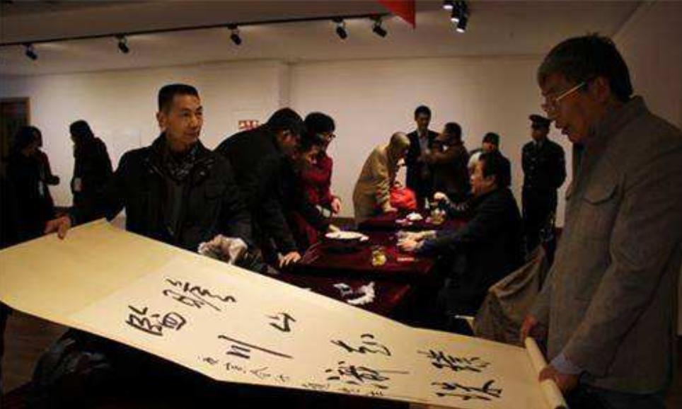 如今鉴宝大师刘岩怎么样了,十一万拍卖画后续