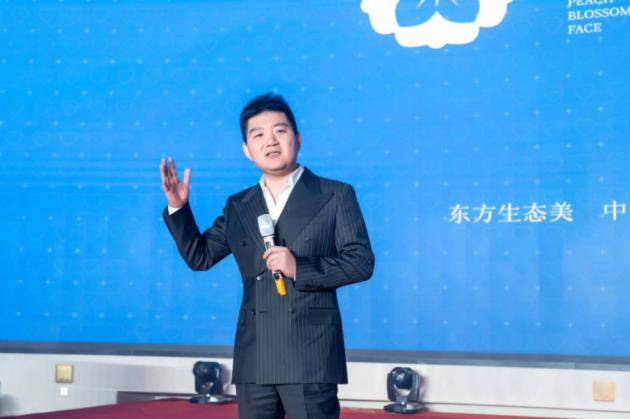 越爱越精彩一起向未来,越爱越精彩演唱