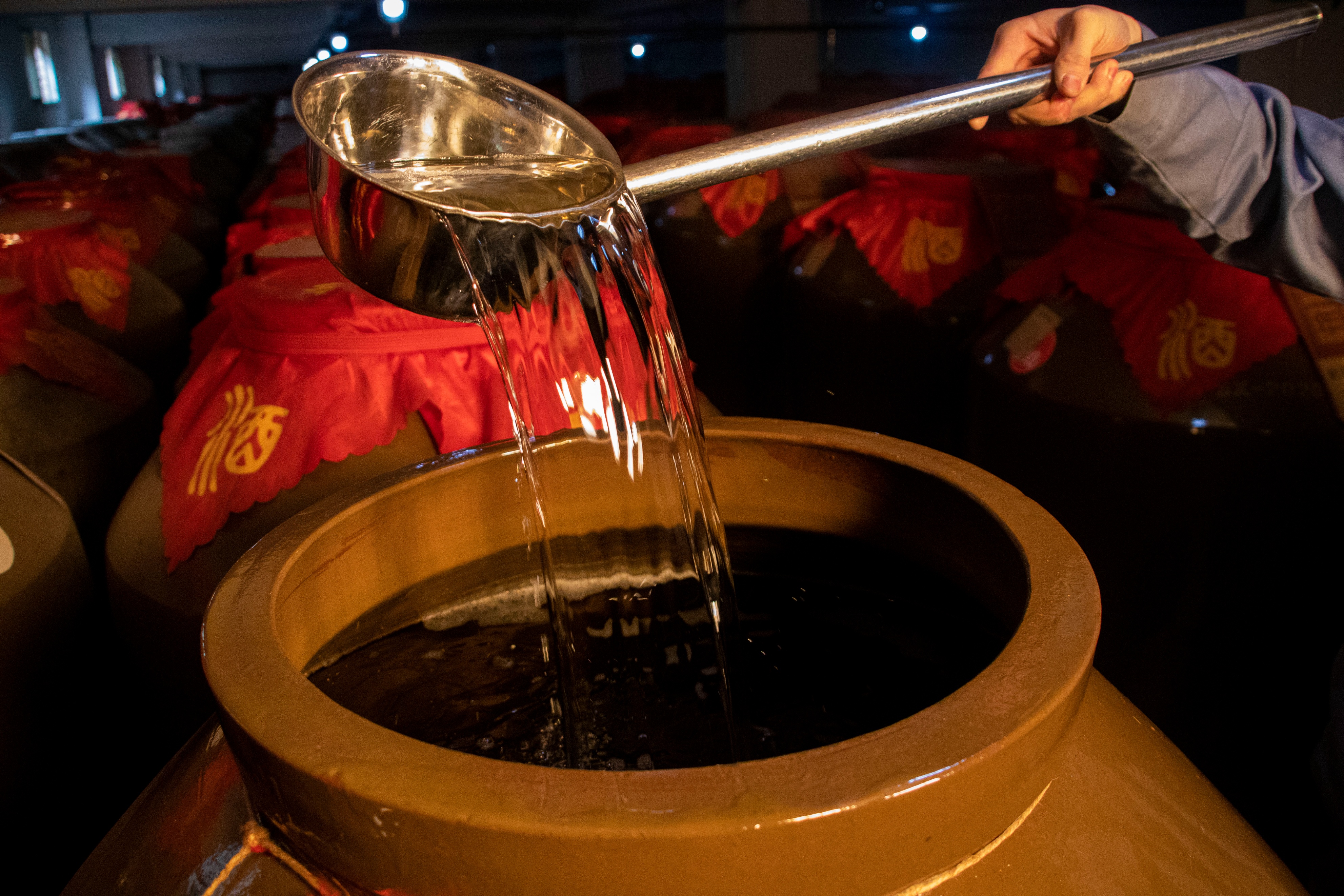 揭秘茅台镇酱酒热背后的秘密