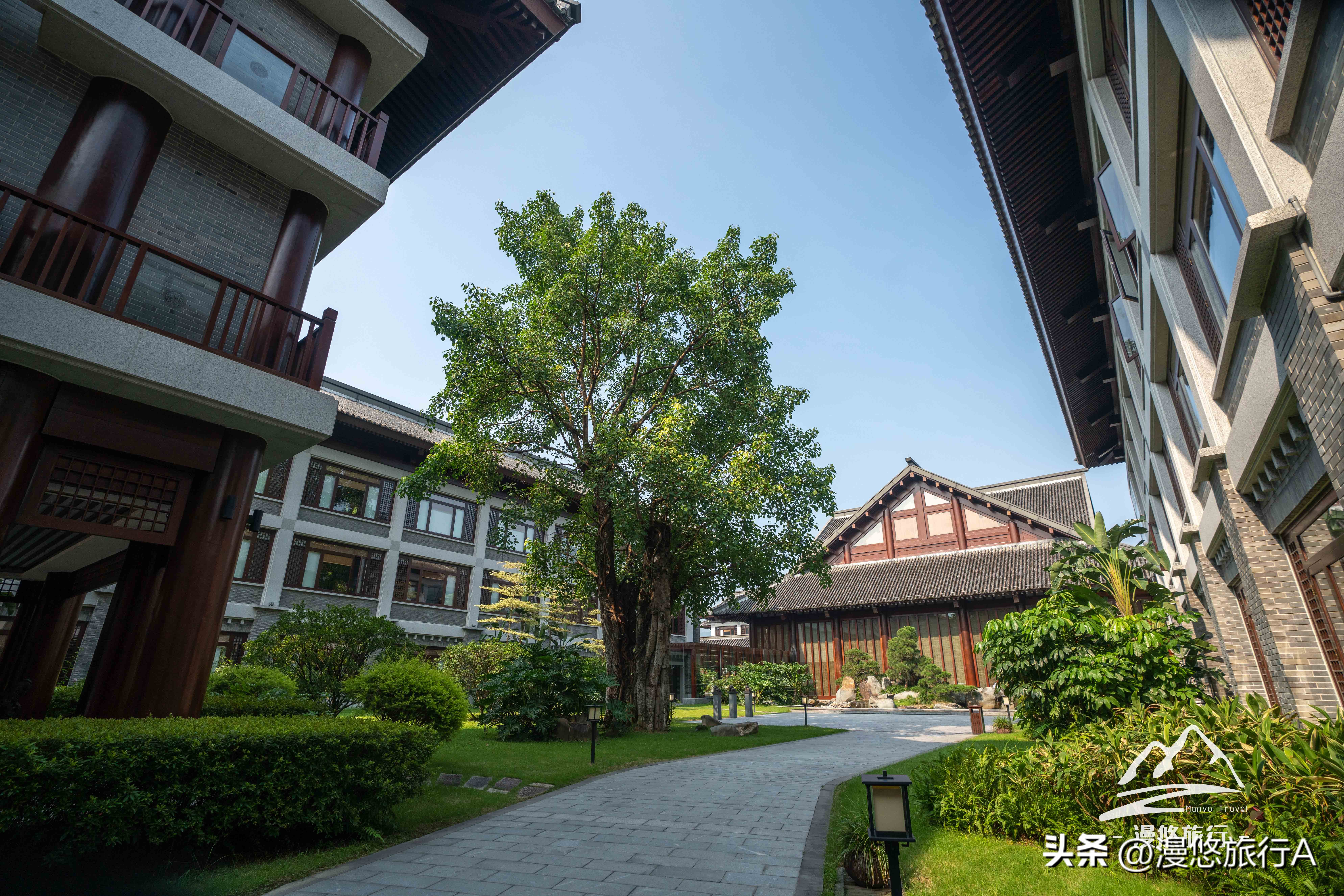 广东第一家悬崖酒店,广东第一峰温泉度假酒店