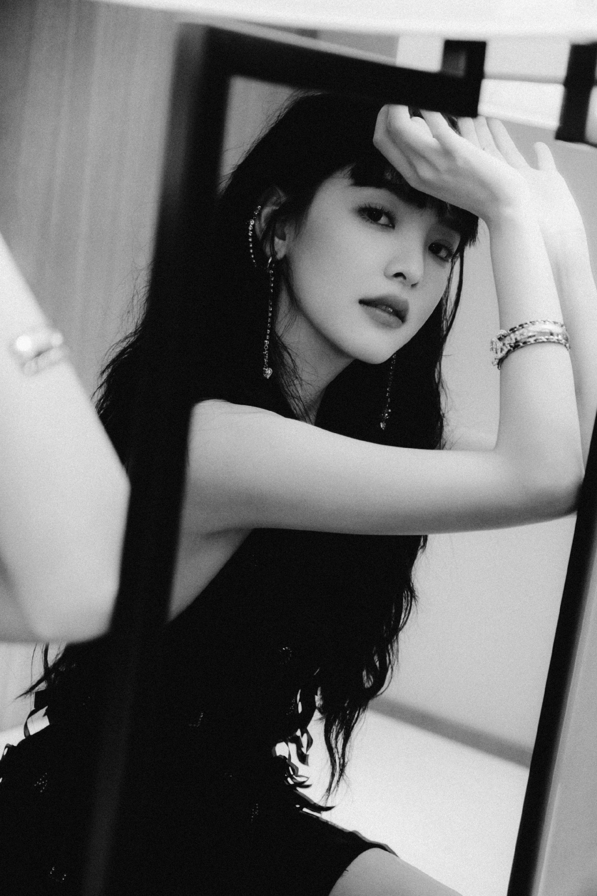 章若楠同款发型卷发,章若楠齐刘海卷发造型