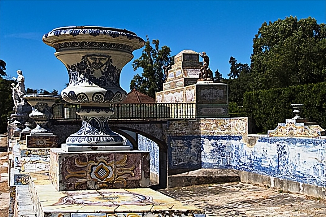 不可错过的葡萄牙文化盛宴:探索葡萄牙曼努埃尔风格风格的独特