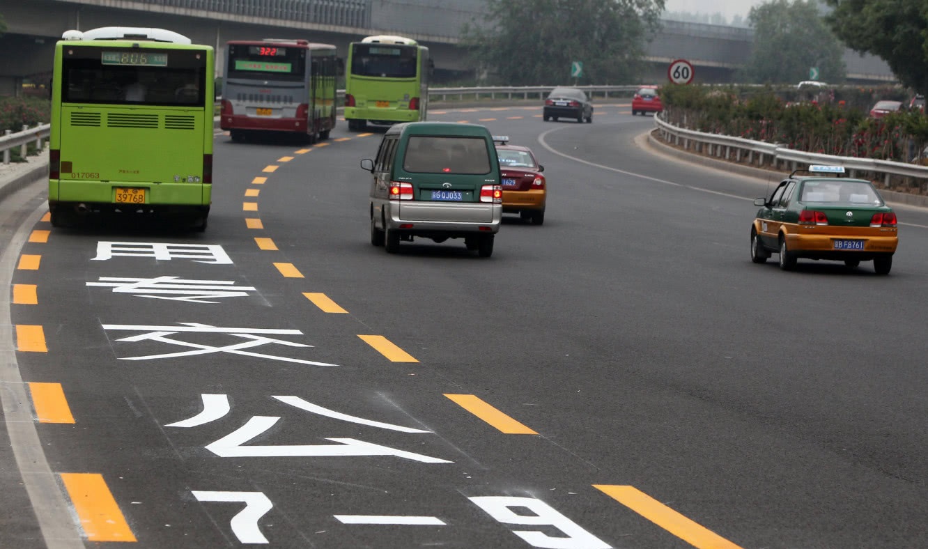 道路单黄线和双黄线的区别,单黄线和双黄线到底有什么区别