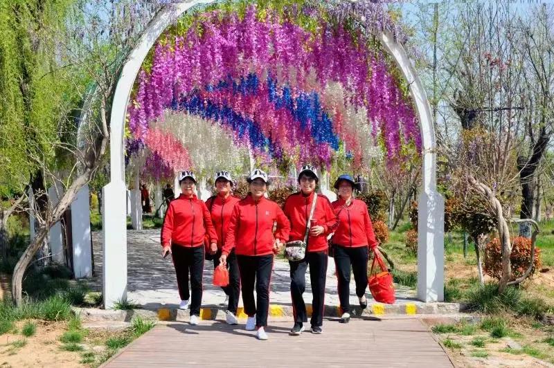 老科协喜迎二十大演唱会掠影,大荔县老科协