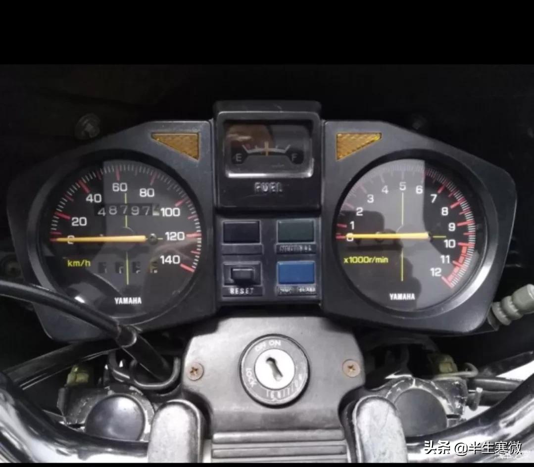 雅马哈劲豹150摩托车新款,骑不坏的本田修不好的雅马哈