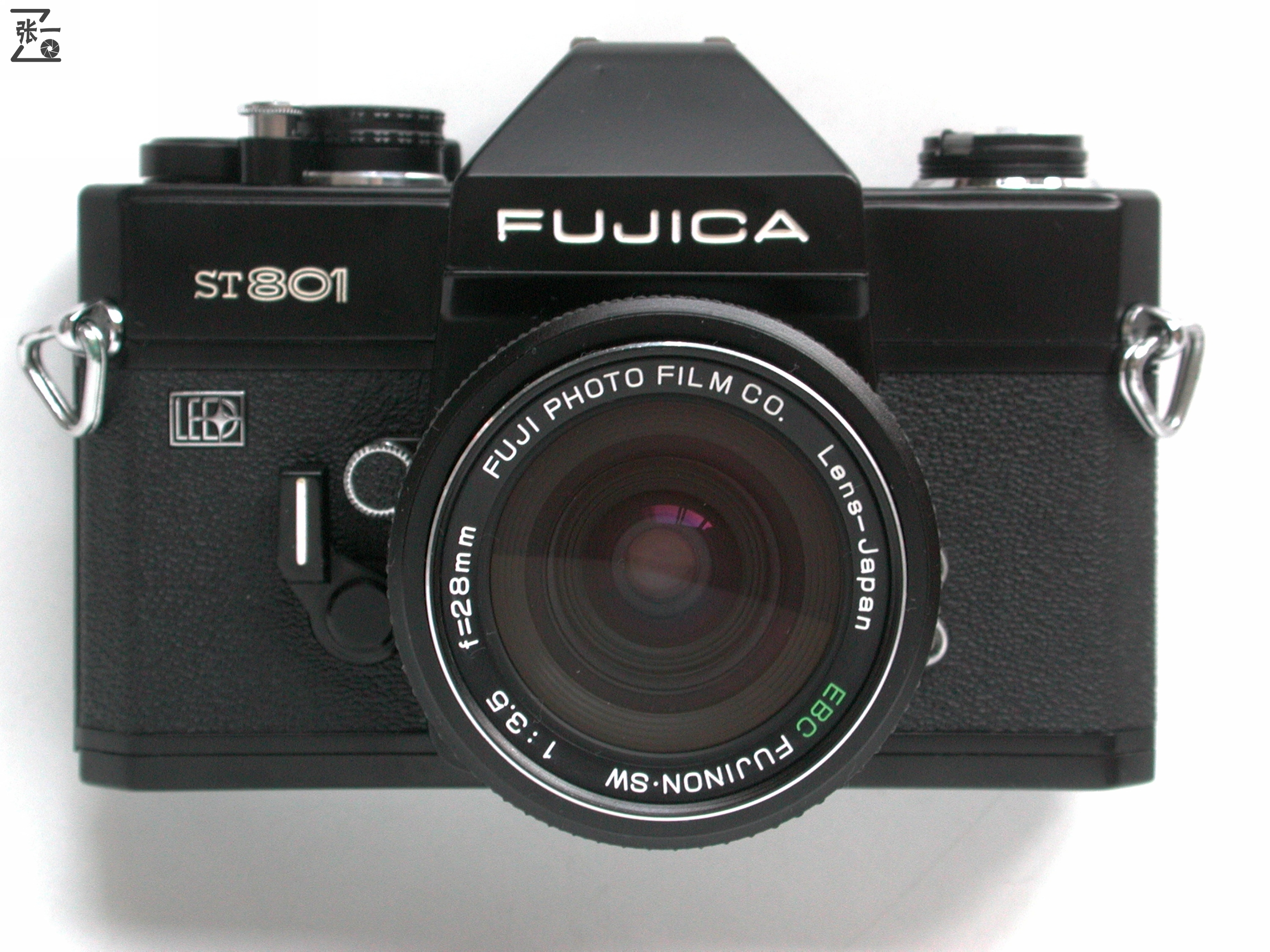 倒片旋钮在机身侧面的日本Fujica35Auto-M旁轴相机!1962年问世