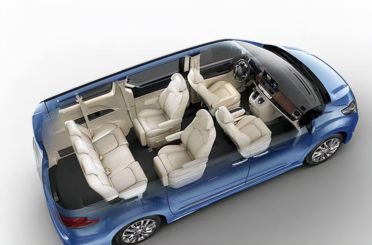 2021款奔驰威霆上市提供79座可选,24款奔驰威霆最新价格优惠多少