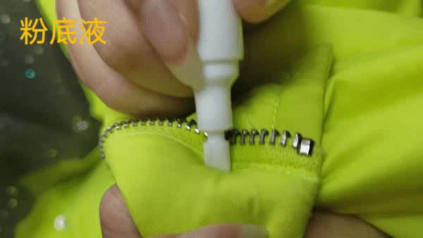 花100元买名创优品,花50元去名创优品买文具