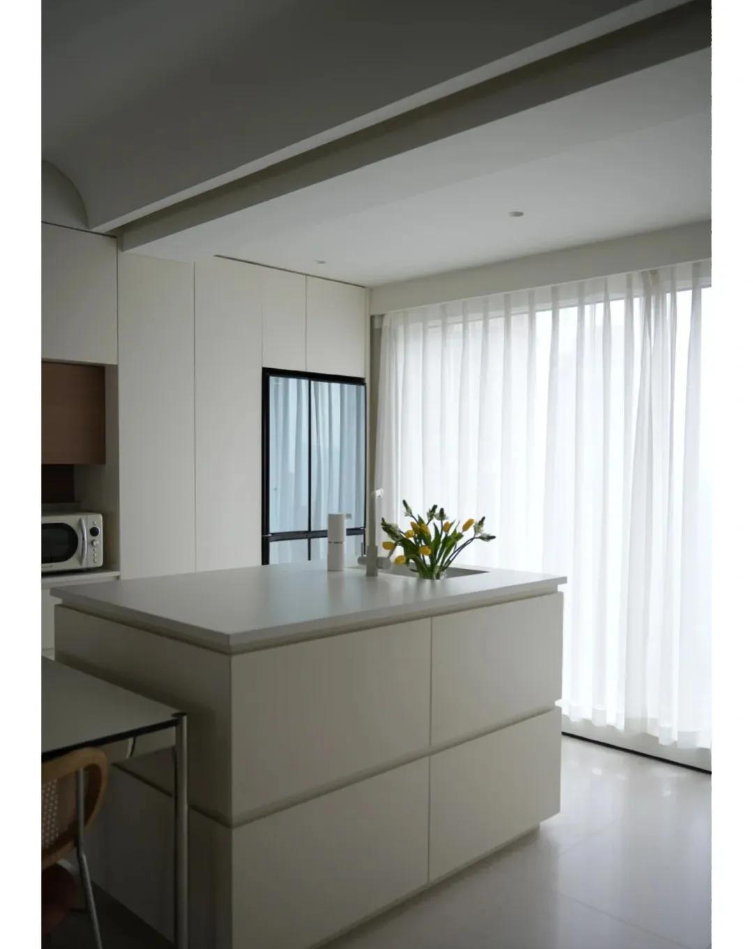 缇庡コ鏅掕嚜瀹剁殑璞畢瑁呬慨,缇庡コ鏅掕嚜瀹剁殑璞崕瑁呬慨