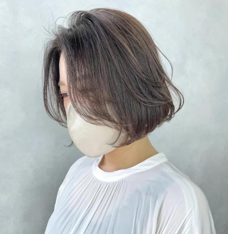 2023年流行烫发图片,2020年最流行的发型短发瘦脸烫发